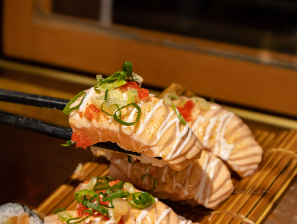 森川丼丼 鮭魚全家福2.0 炙燒鮭魚握壽司 