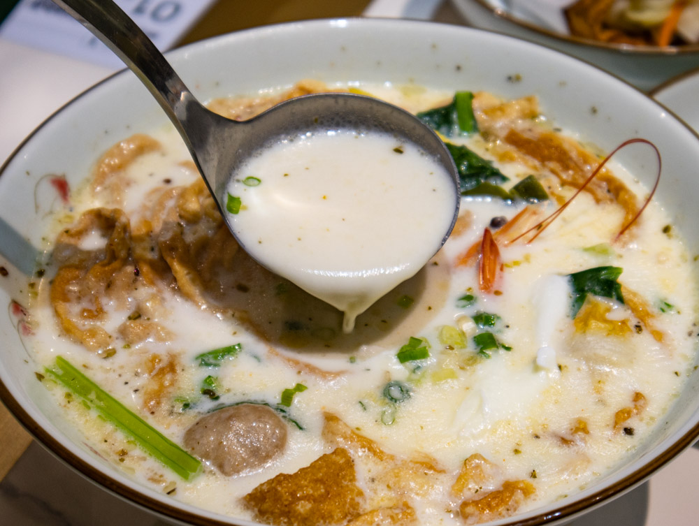 湘春家　酥皮牛奶鍋燒意麵