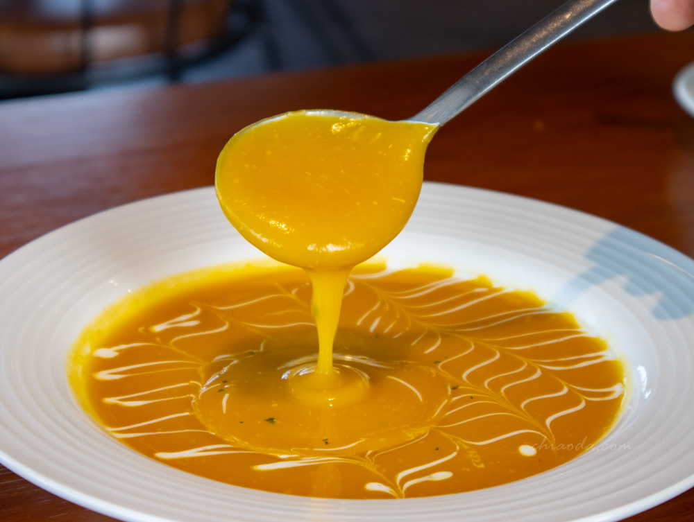 優來客牛排 南瓜濃湯