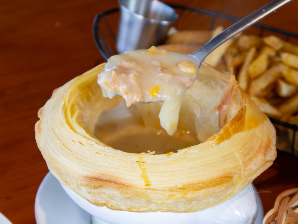 優來客牛排 螺旋酥皮濃湯