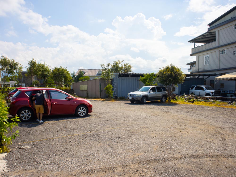 優來客牛排　停車場