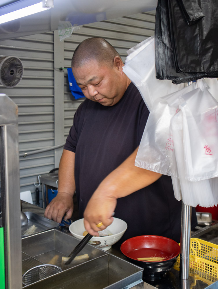阿助炒麵關東煮 老闆親切