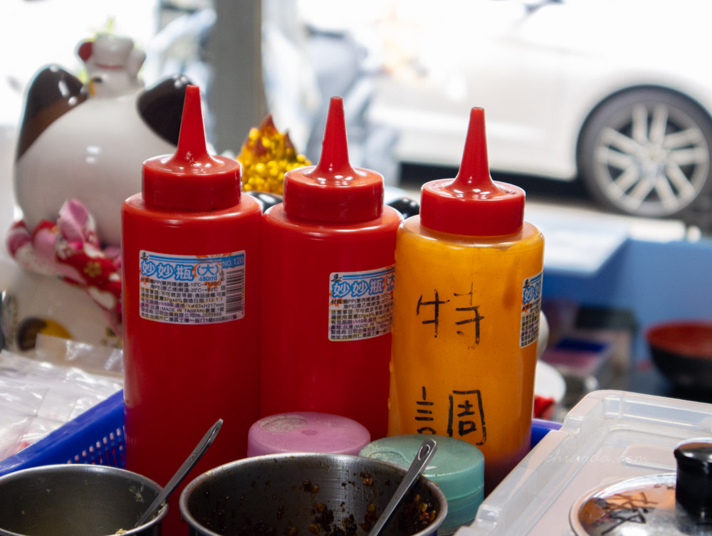 阿助炒麵關東煮 醬料區