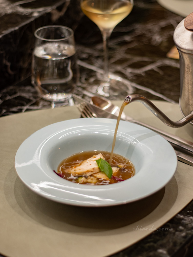 夏登法式鐵板燒　花蓮剝皮辣椒牛肝菌雞湯