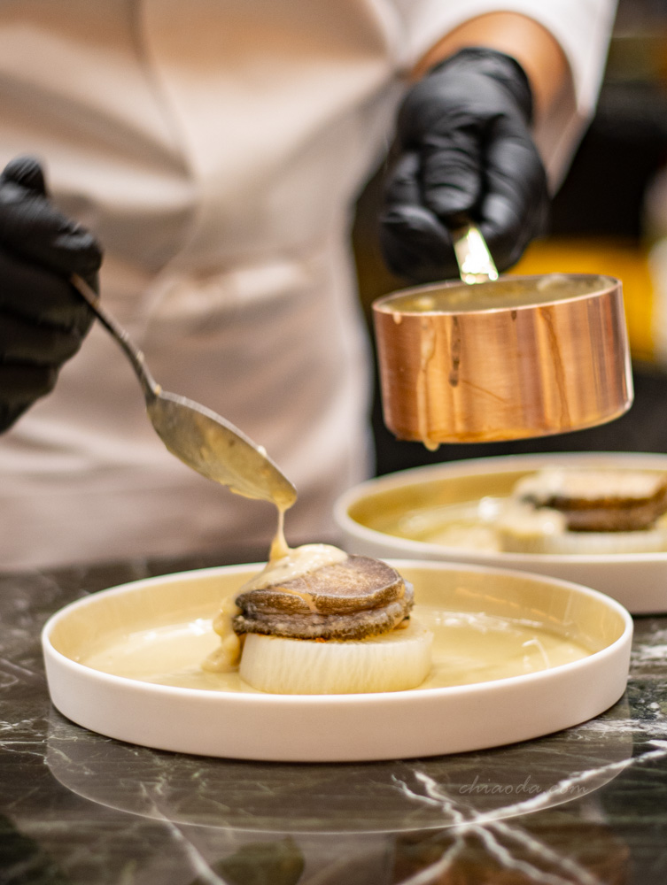 夏登法式鐵板燒　南非活鮑魚佐蘑菇奶油白醬 台中約會紀念日餐廳推薦