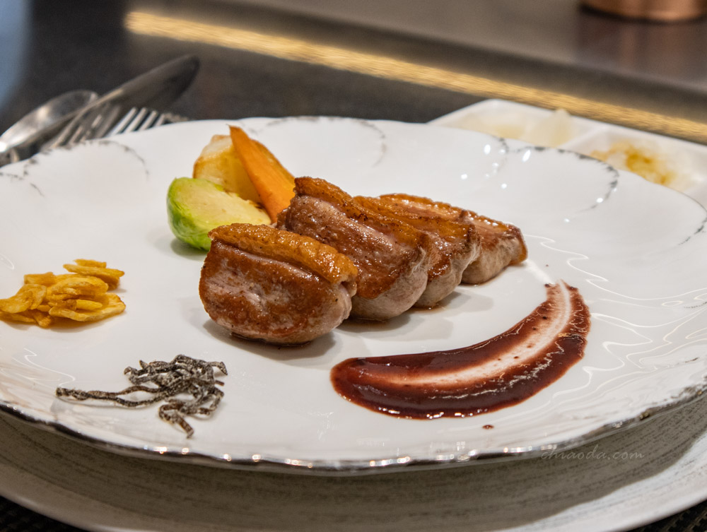莫登鐵板燒 主餐 櫻桃鴨胸