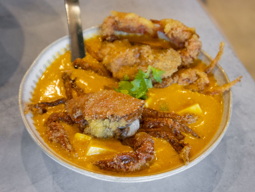 泰豪脈中清店 黃椰汁咖哩軟殼蟹