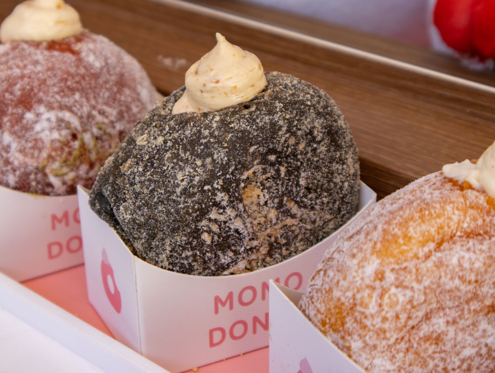 momo donut　特濃花生生甜甜圈