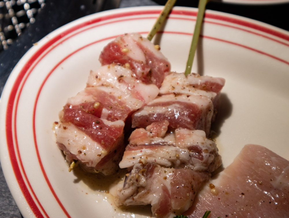 中山 red label 鉛筆肉串和松阪豬